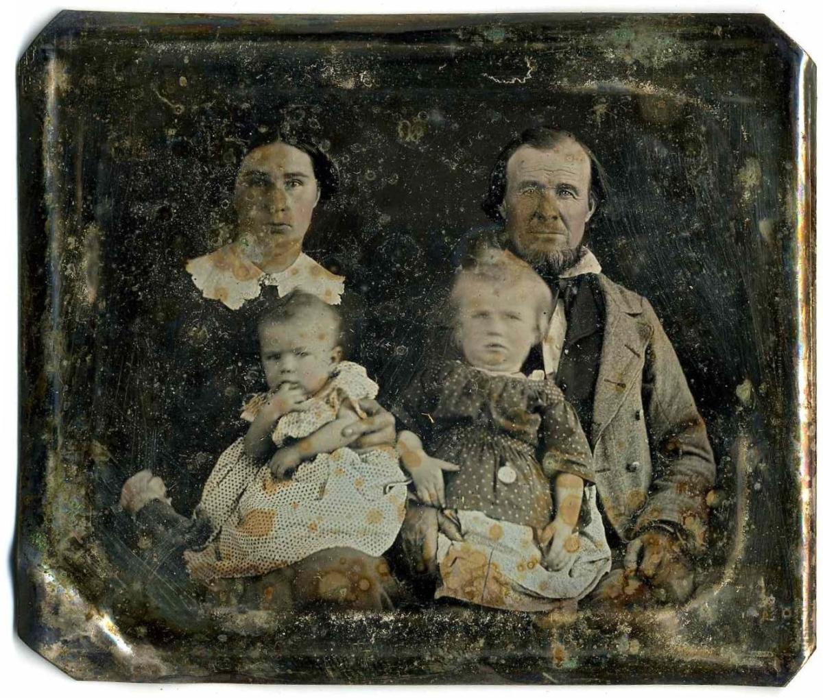 3.frontside-of-Ferrand-Bigelow-family-image-copper-plate